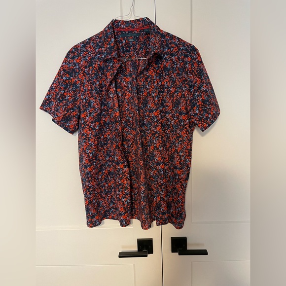 Fun Hawaiian Shirts - Picture 3 of 6